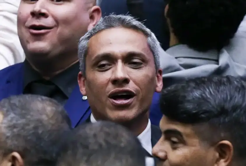 WhatsApp-Image-2025-03-14-at-18.12.46