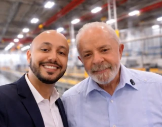1778672693-marcos-carvalho-e-lula-da-silva-foto-divulgacao-867-x-1301