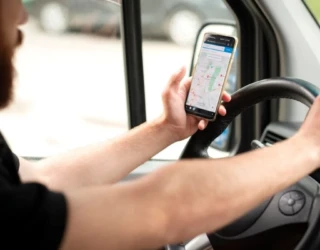 5d9a125d-uber-app-1200x675