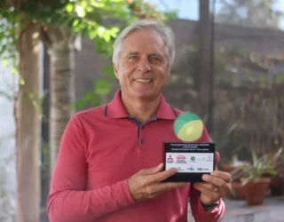 flavio-faedo-com-premio