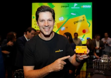 SECOM_PEQUI_BANK__DANIEL_VILELA_COM_CARTAO_PEQUI_BANK_POR_JR_GUMARAES_E_WALTER_FOLADOR