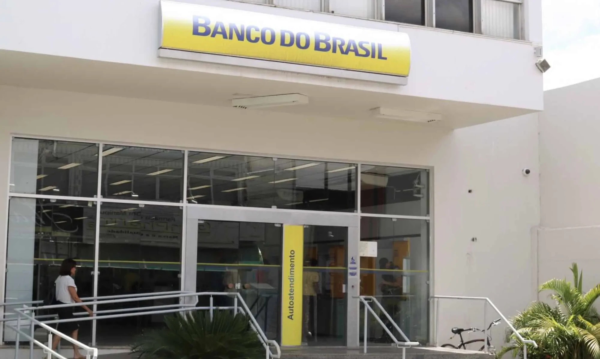 1784673382-banco-do-brasil-em-guanambi-scaled