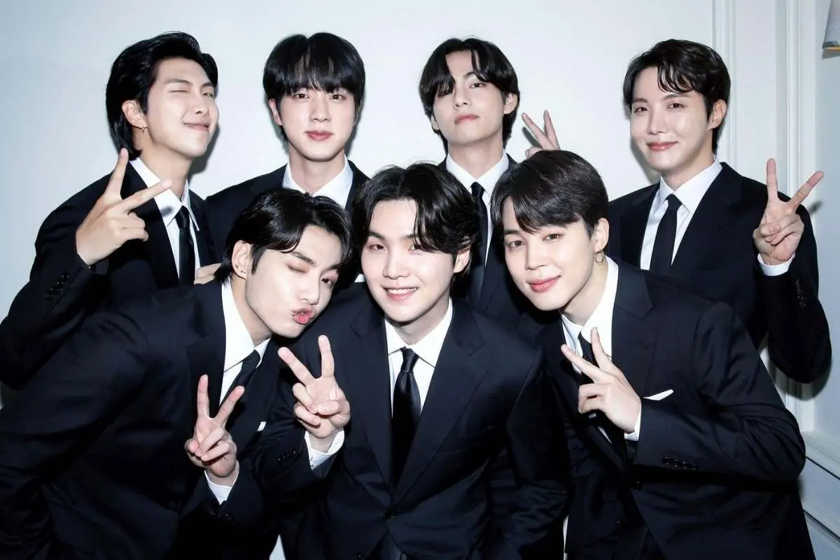bts-confira-as-musicas-solo-dos-integrantes-do-grupo-foto