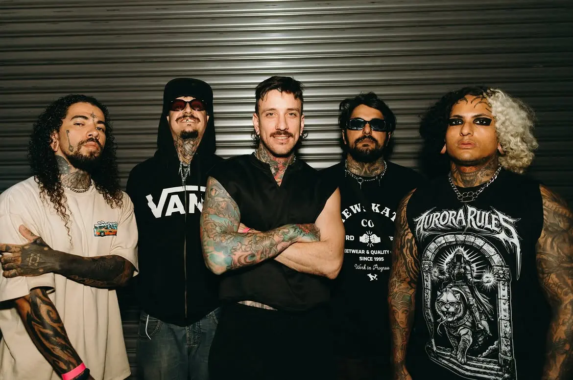 AURORA-RULES-PASSOU-POR-BRASILIA-NO-@altovolumerock-na-@ukmusichall-Fotos-pelo-@pedrowphoto