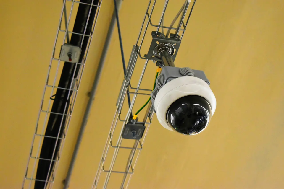 nomevisualizzato-security-camera-6634600_1280-1789424218-960x640
