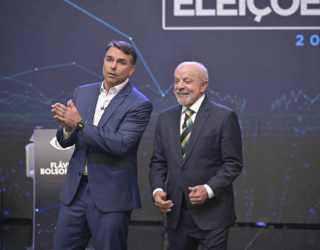 1792416087-flavio-bolsonaro-e-lula-no-debate-da-band-scaled