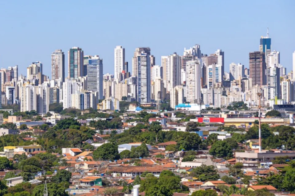 762249d8-imoveis-de-ate-r-157-mil-ficam-isentos-do-iptu-2024-em-goiania-960x640