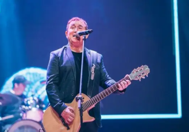 Amado-Batista-anuncia-show-em-Curitiba